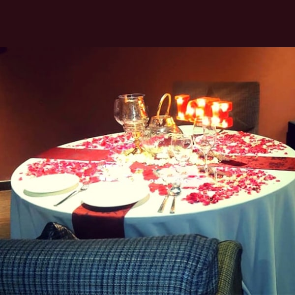 ‌Experience the finest Candlelight Dinner In Delhi ‌with
