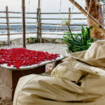 Beachfront Romantic Shack dining