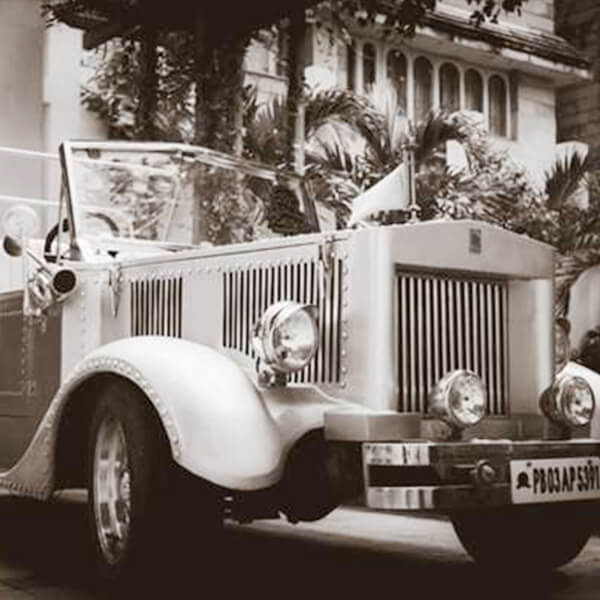 A Ride in Rolls Royce