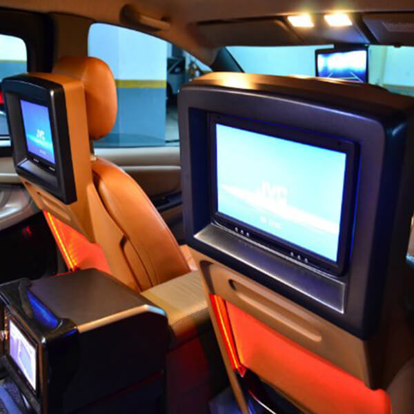 Drive in Style To TAJ