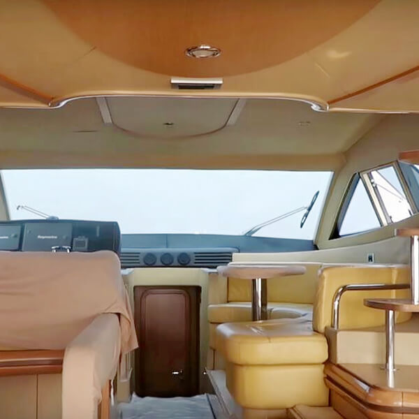 Luxurious Yatch Cruise (F&B Included)